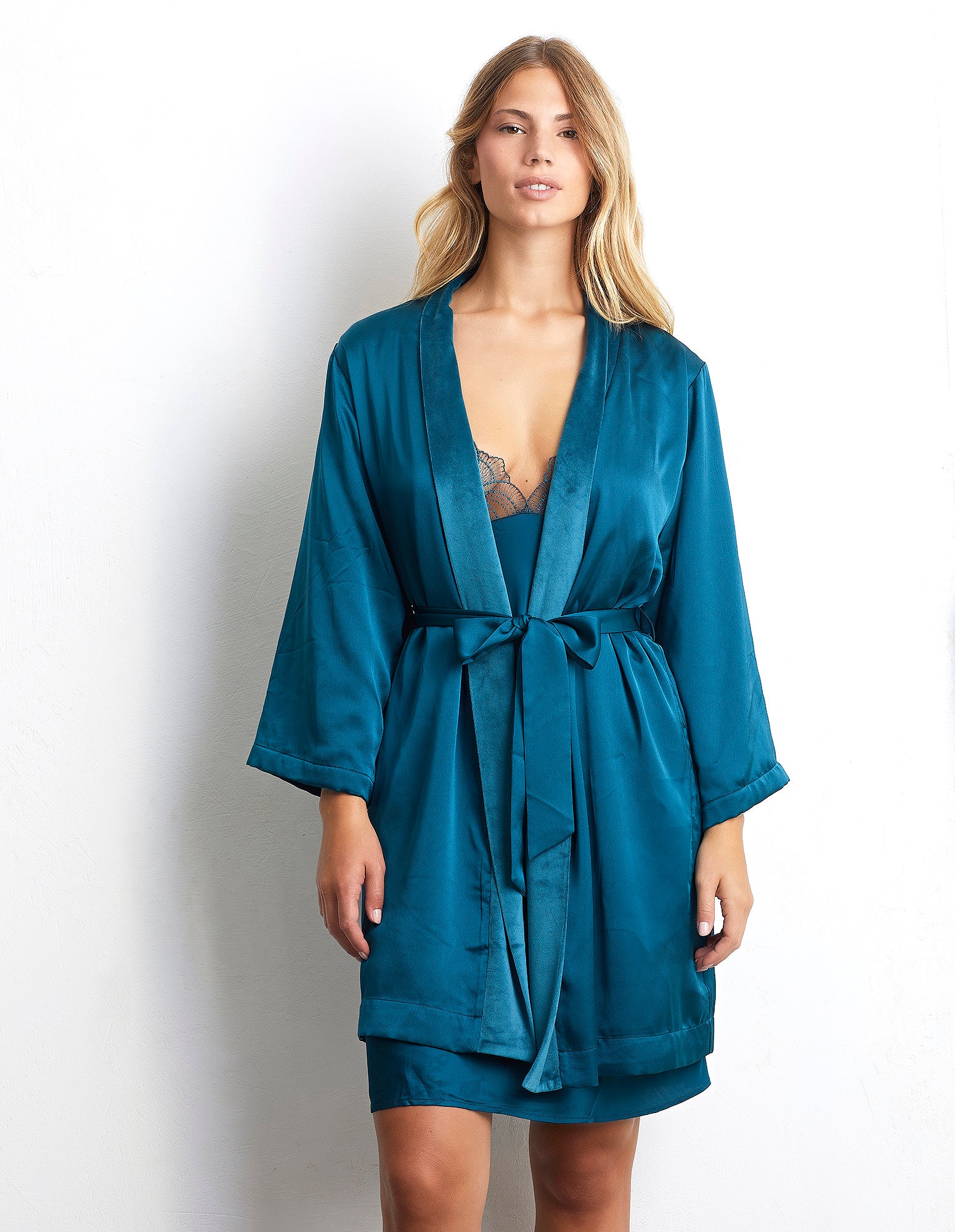 Emerald touch Woman Kimono