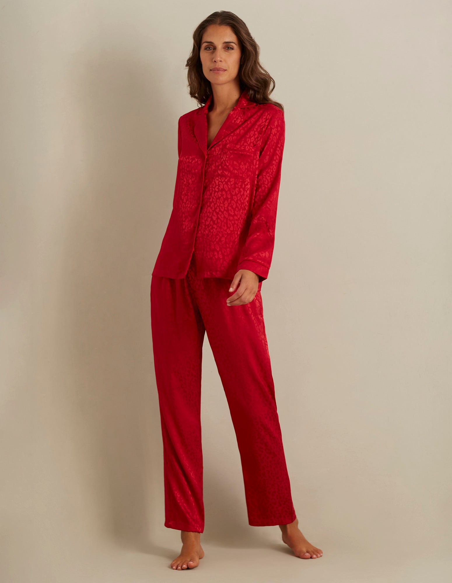 Red Leopard Woman Long-Pyjamas with front opening